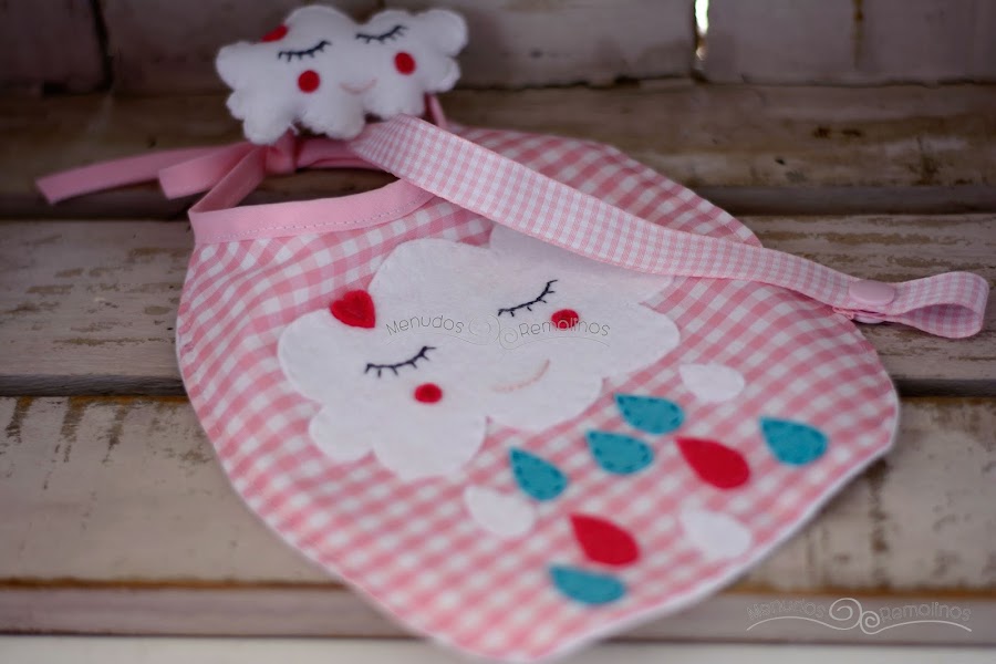 Babero nube dormilona