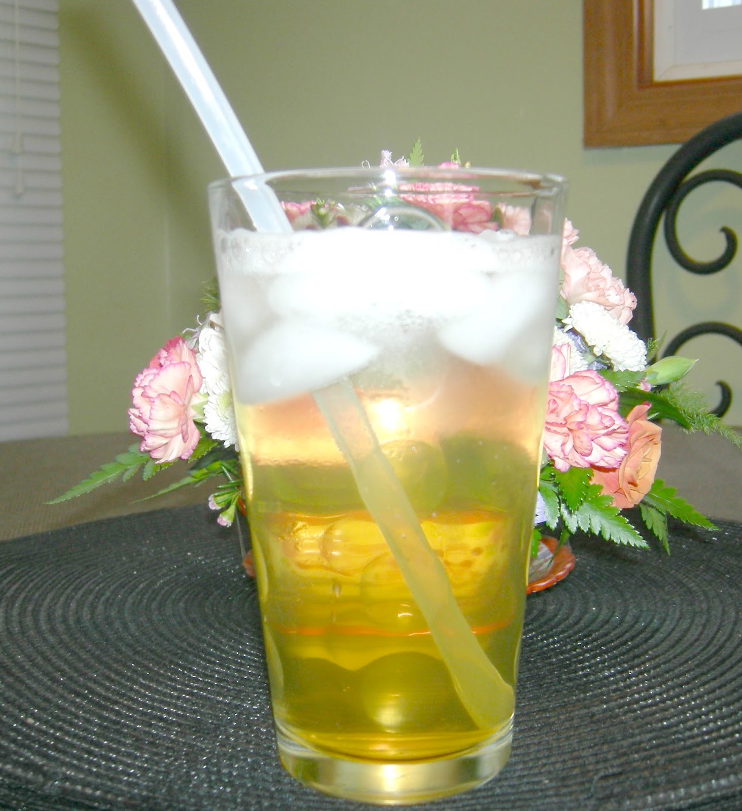 Indie Style Guide to Handmade and Vintage Sparkling Green Tea