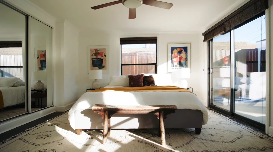 20 Photos vs. 3422 Hollydale Dr, Los Angeles Interior Design Luxury Home Tour