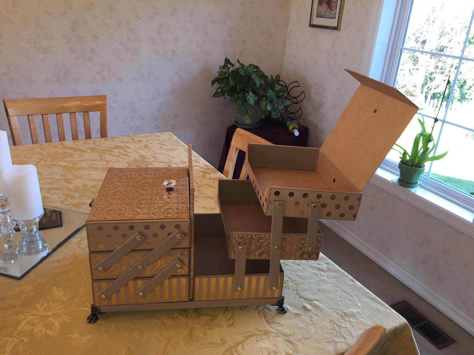 A Creative Operation Cantilever Sewing Box, Part 2