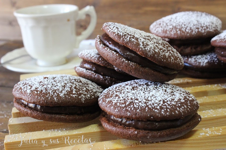 Whoopies de chocolate. Julia y sus recetas