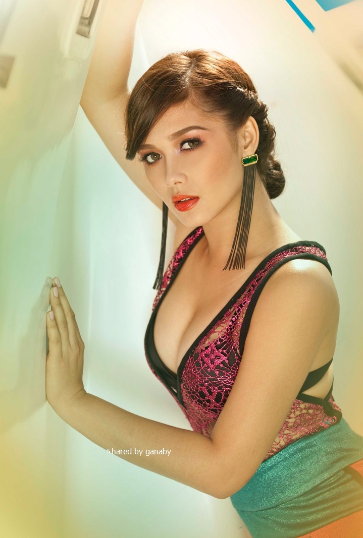 Maja Salvador Sexy Metro Magazine Photo Asian Sexy Girls