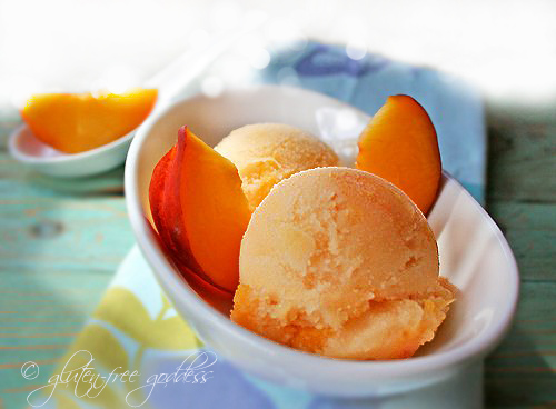 Vegan peach ice cream - dairy-free and gluten-free