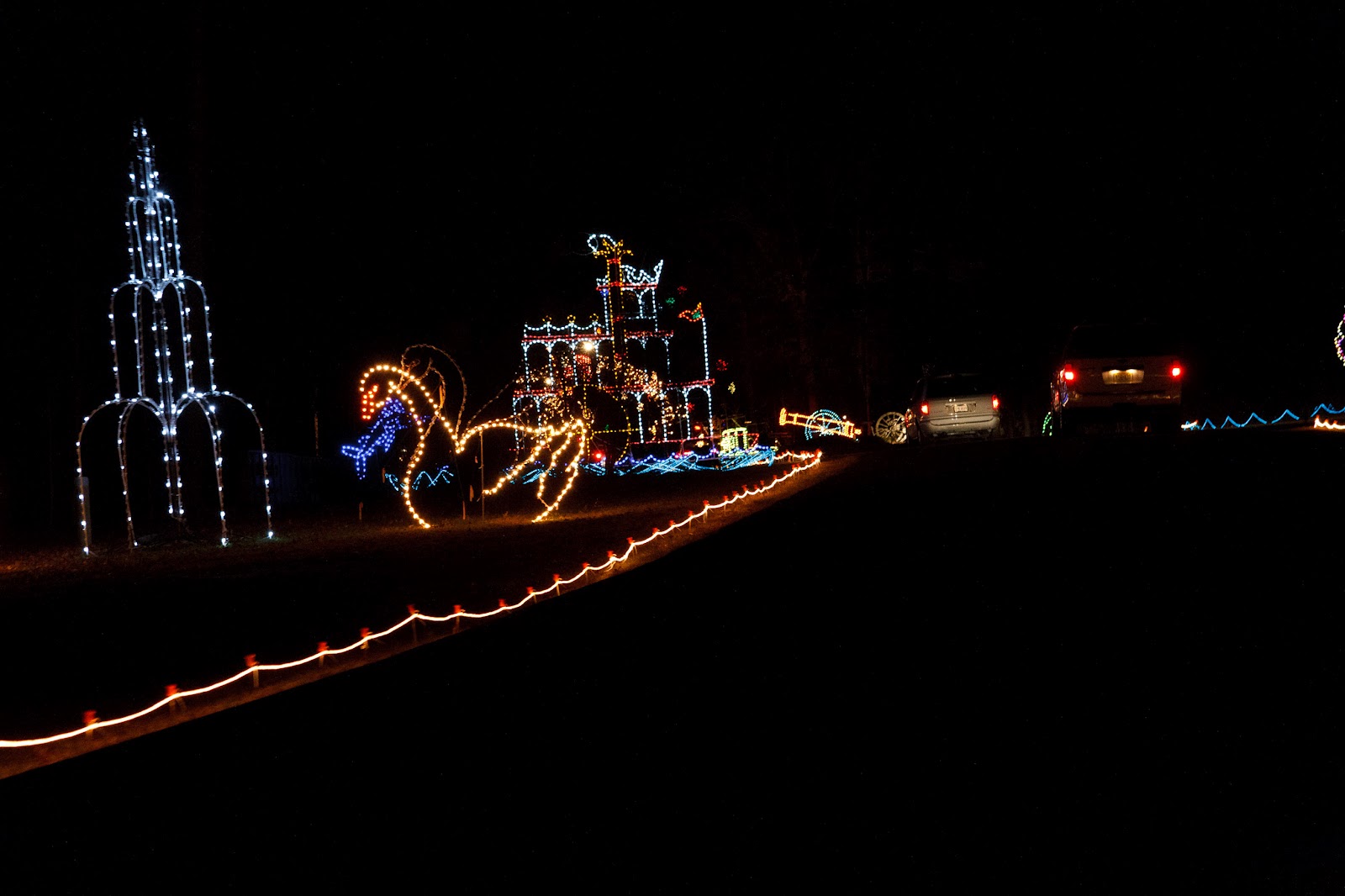 Kamie Roopie: Christmas Lights at Newport News Park