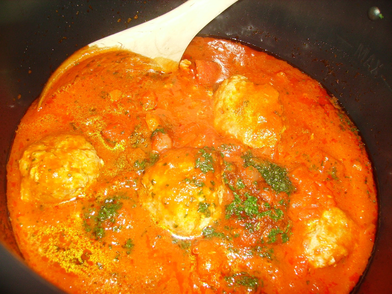 Boulettes sauce tomates au Cookéo