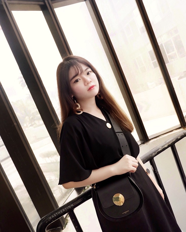 le parmentier yucca suede and leather shoulder bag