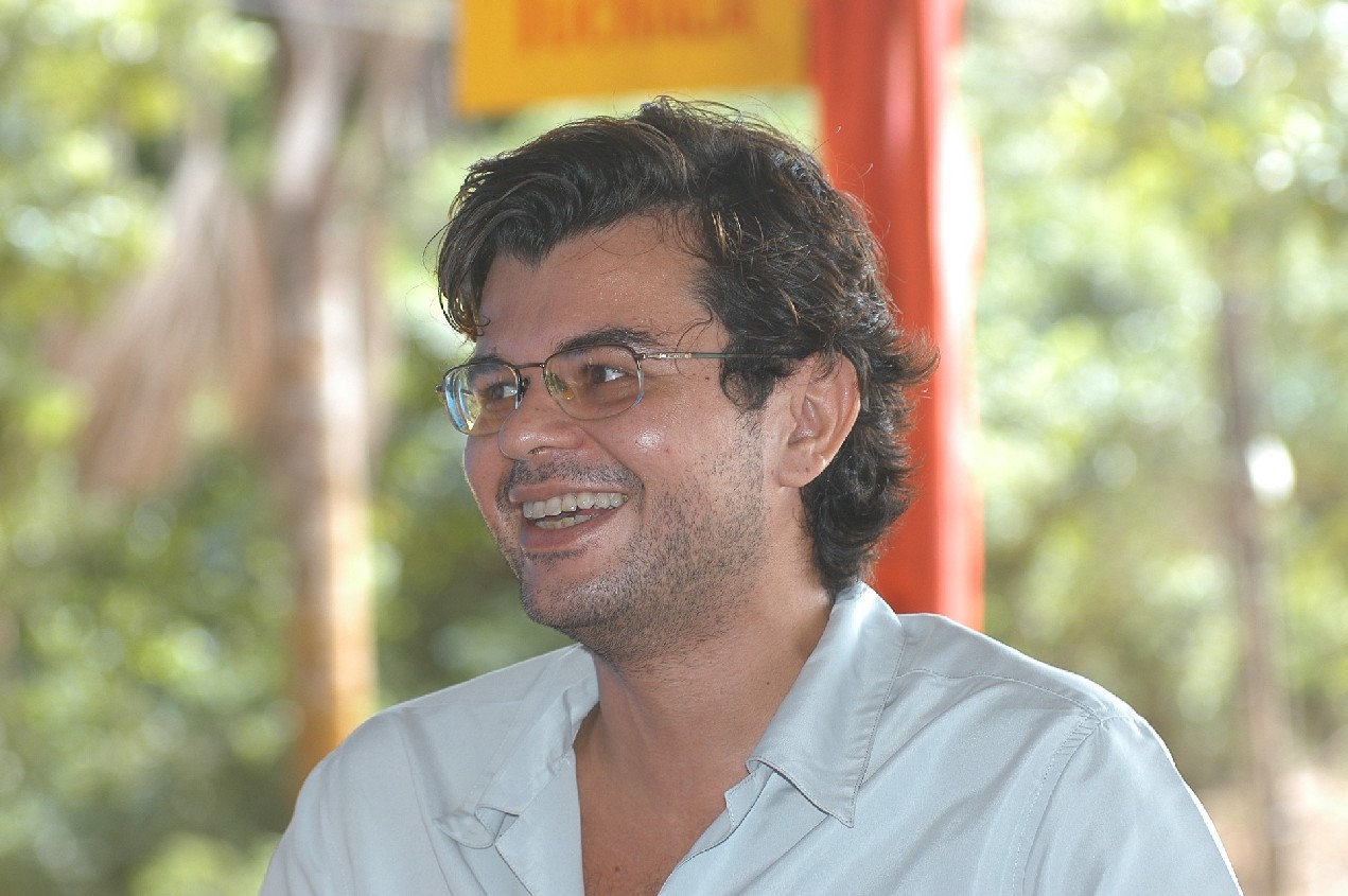 SONIDO PRODUÇÕES ARTISTICAS Guto