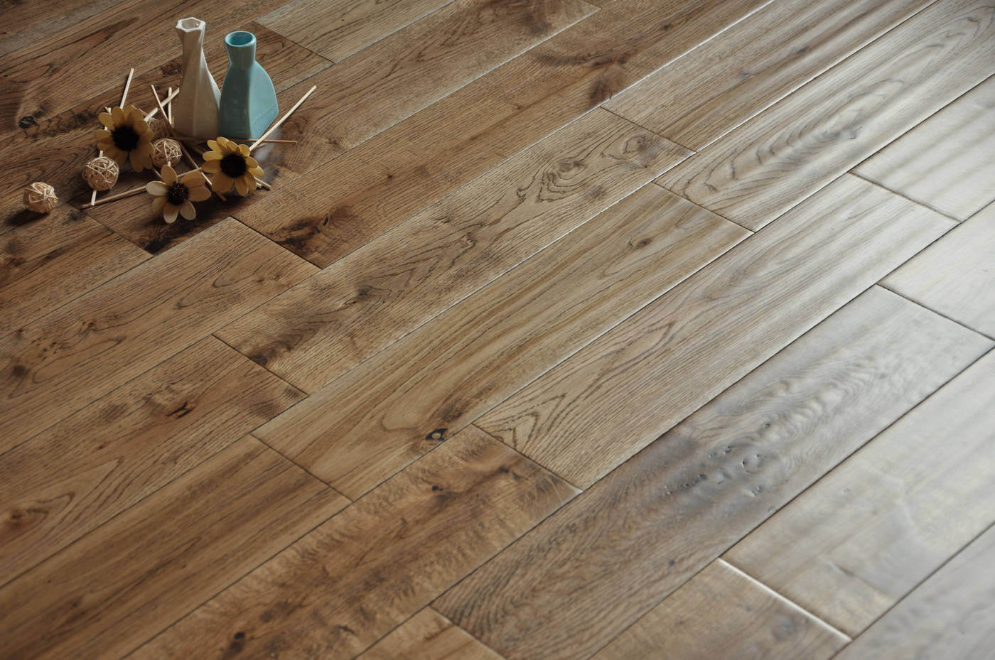 Solid Wood Flooring London, Solid Oak Flooring, Luxury Wood Flooring