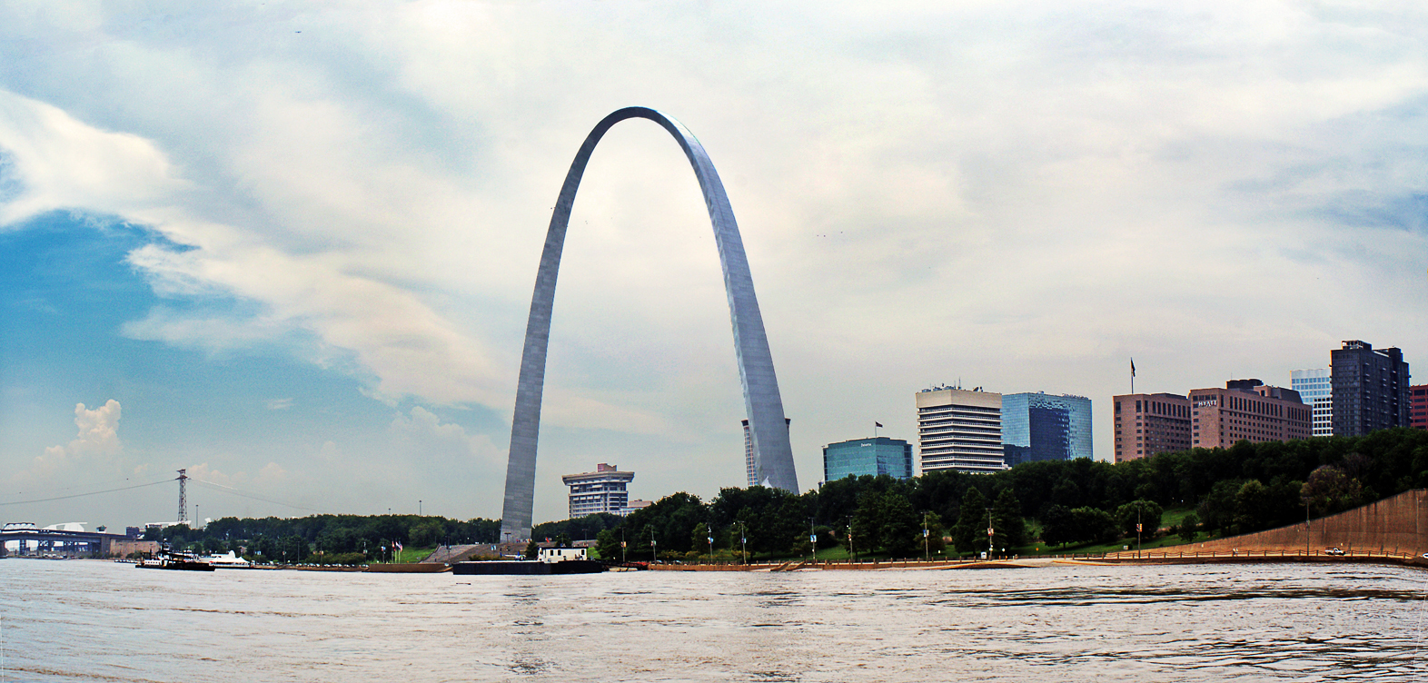 More Than A Thousand Words: St. Louis Arch