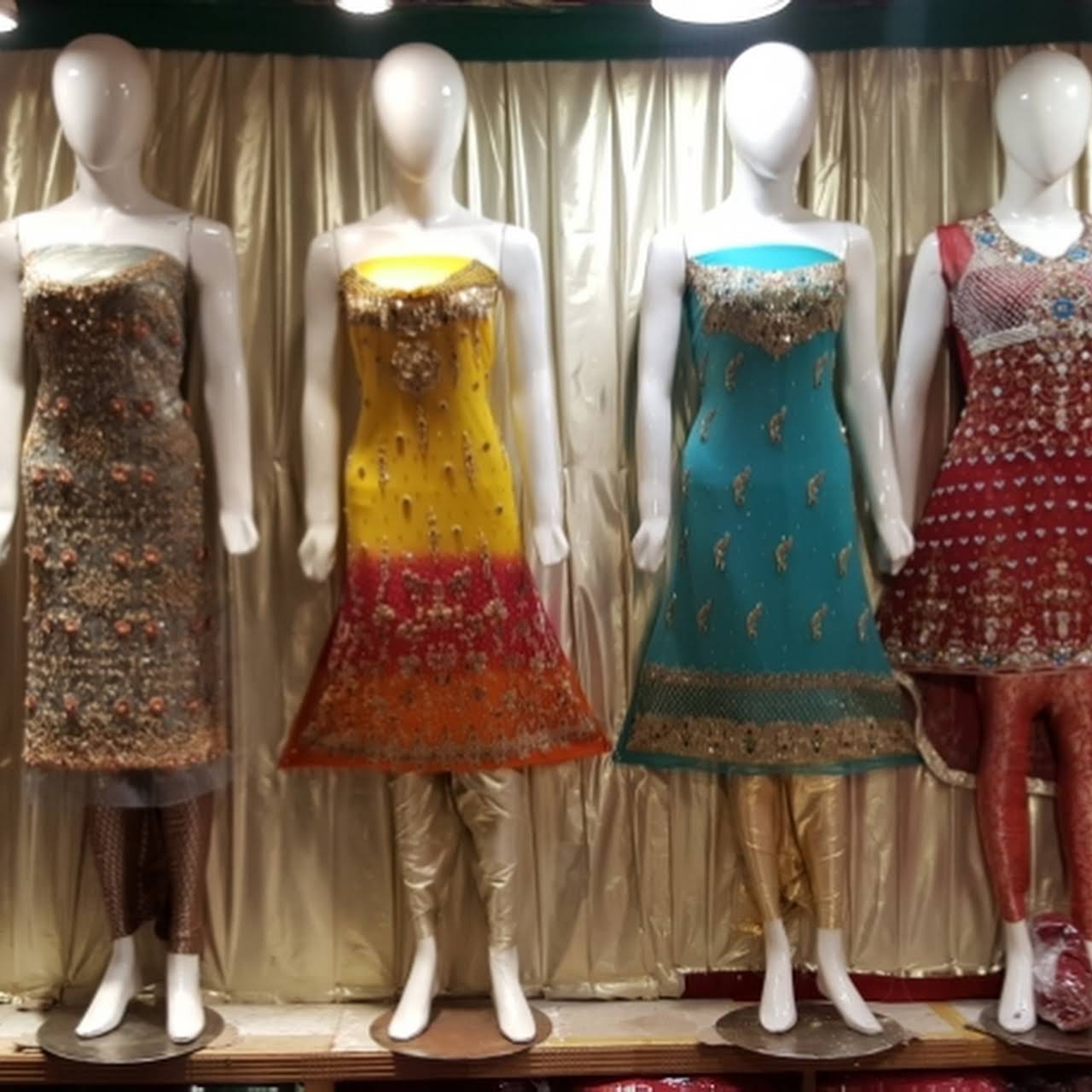 5 Best Wedding Shopping Markets in Lahore