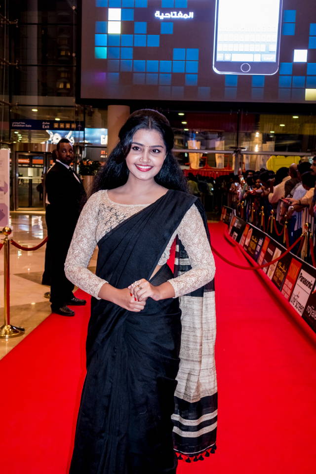 North Indian Model Anupama Parameswaran In Traditional Black Saree Tollywood Boost