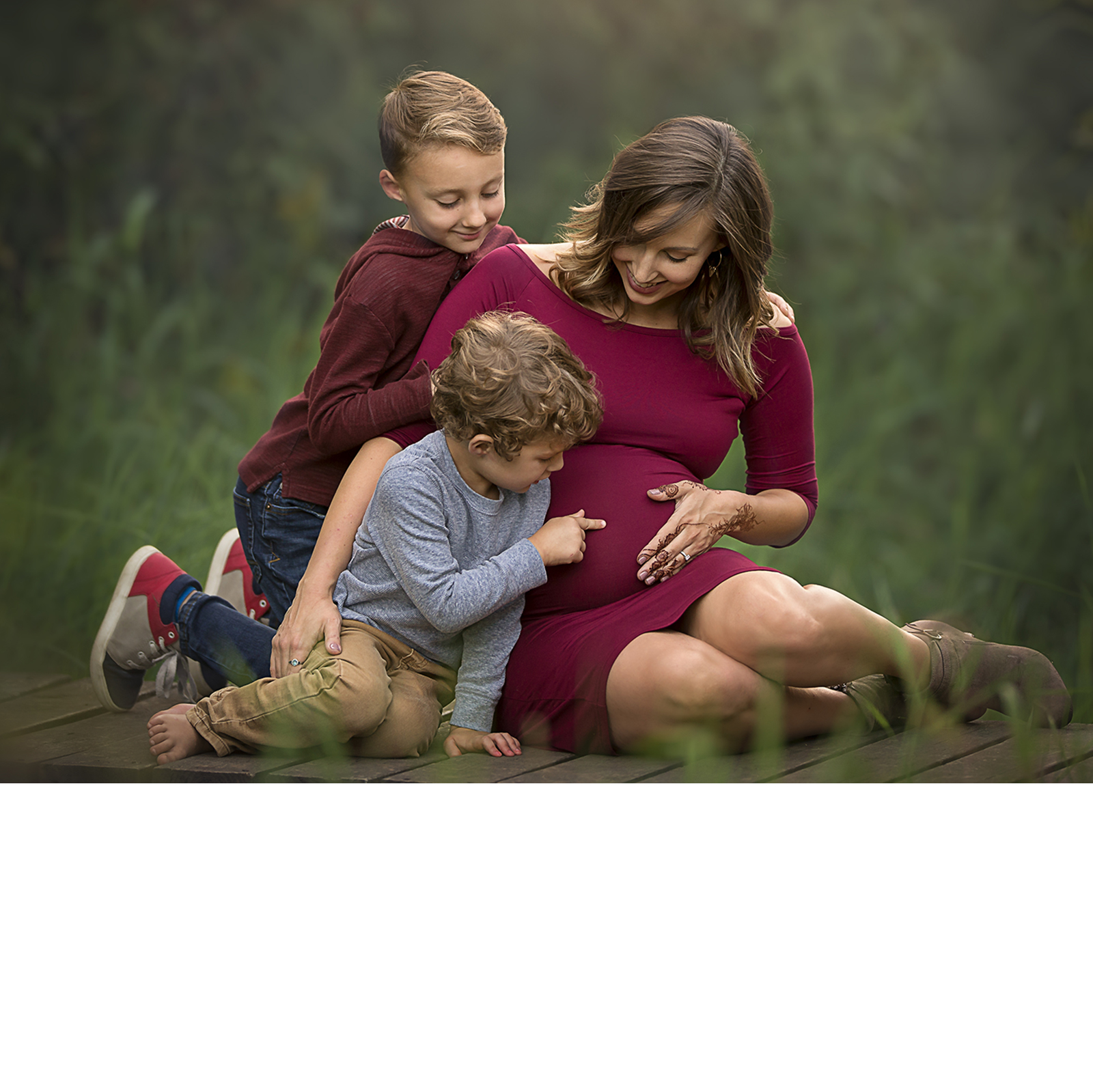 Best maternity photographer in dekalb sycamore geneva il outdoor maternity photos