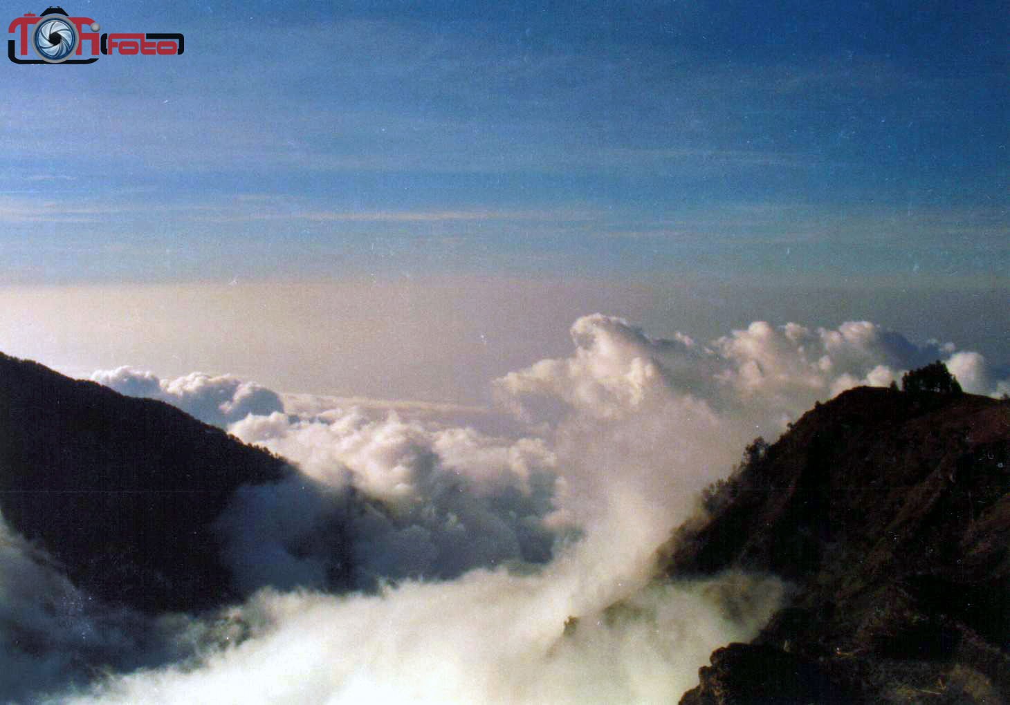 Lautan+Awan+di+Gunung+Rinjani