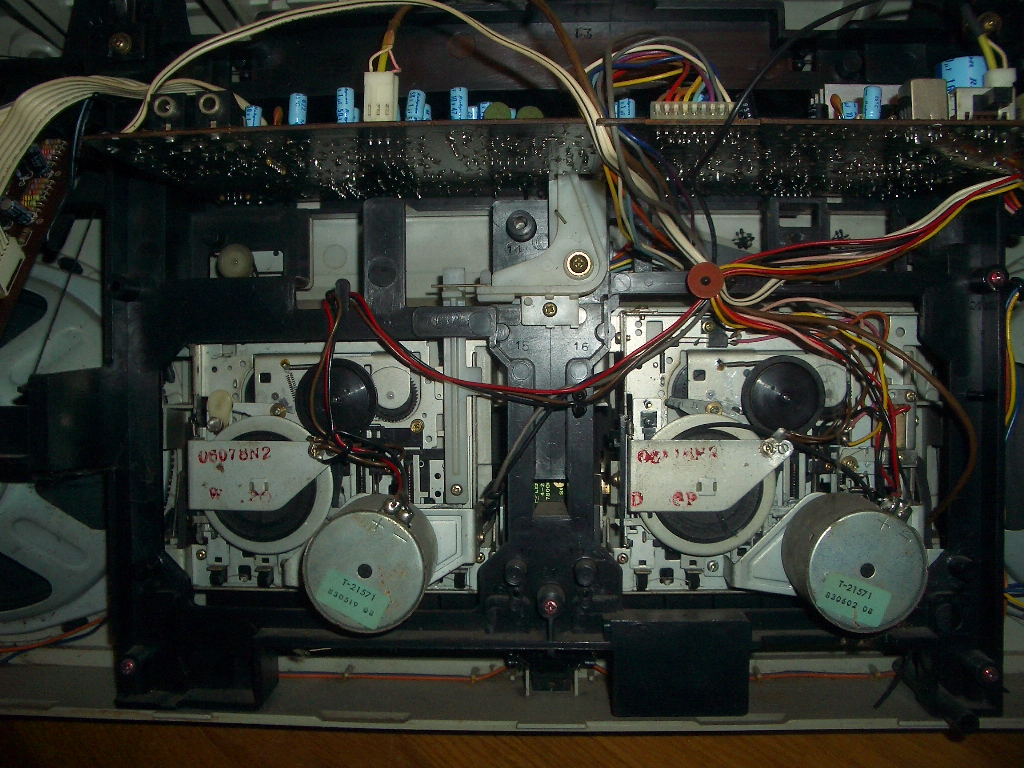 лентопротяжный механизм магнитофона sony tc-k920. починить магнитофон. починить магнитофон. Panasonic rx-cw31. лентопротяжный механизм кассетного магнитофона шарп.