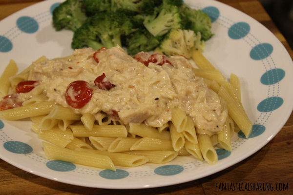 Creamy Chicken with Noodles #recipe #pasta #chicken #crockpot