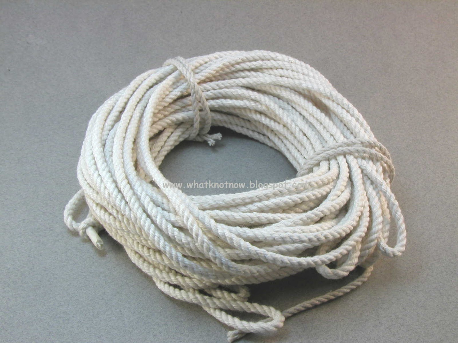 Knots and fiber bracelets: hand dye process - overview and process ...