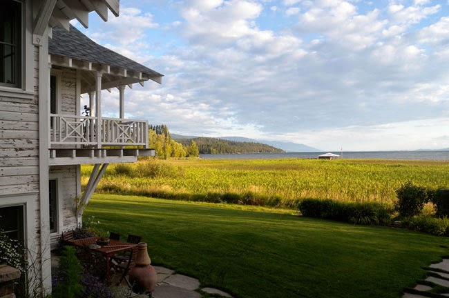 ESTILO RUSTICO: Cabana de Madera Rustica, frente al Lago