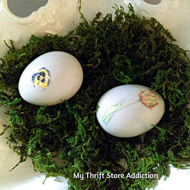 Decoupage floral Easter eggs