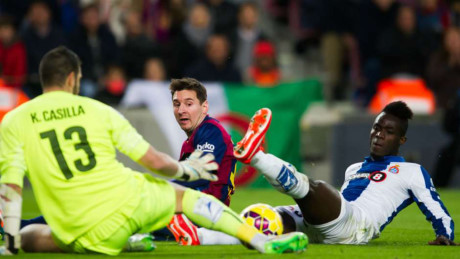 10 dieu it ai biet ve tan binh cua MU- Eric Bailly - Anh 2