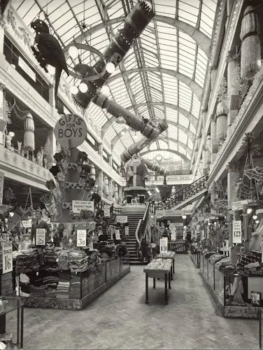Blackler's, interior