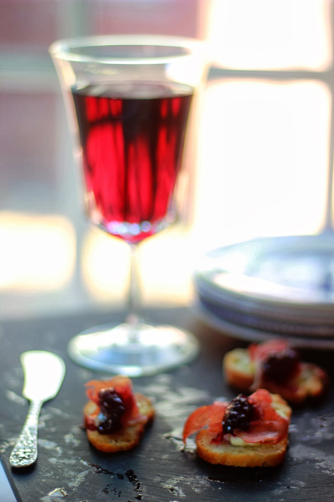 Intrinsic Beauty : Holiday Appetizers: Prosciutto Crostini with Cherry