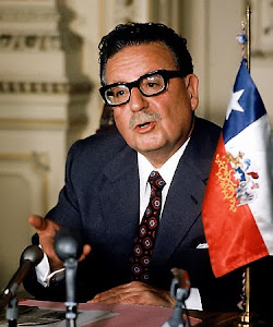 Salvador Allende: "La historia es nuestra y la hacen los pueblos"