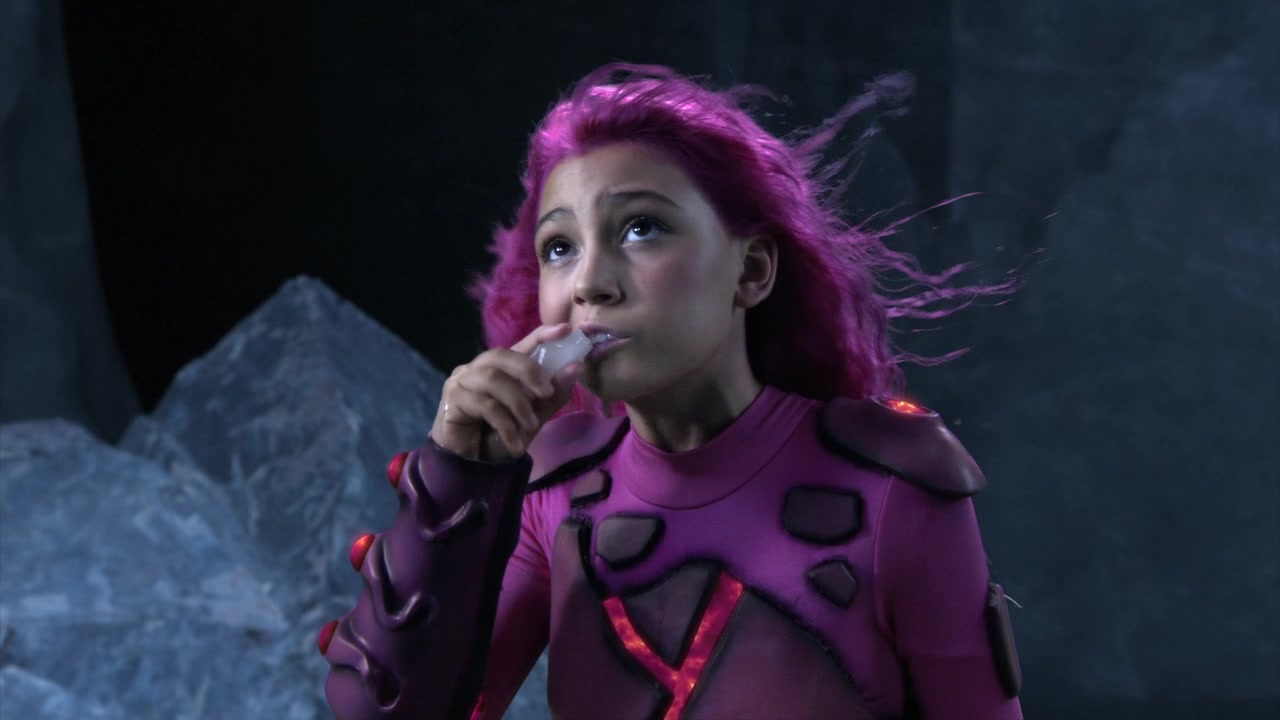 приключения шаркбоя и лавы отзывы. тейлор лотнер шаркбой и лава. шаркбой и лава 2. шаркбоя и лавы 2005г. приключения шаркбоя и лавы фильм 2005.