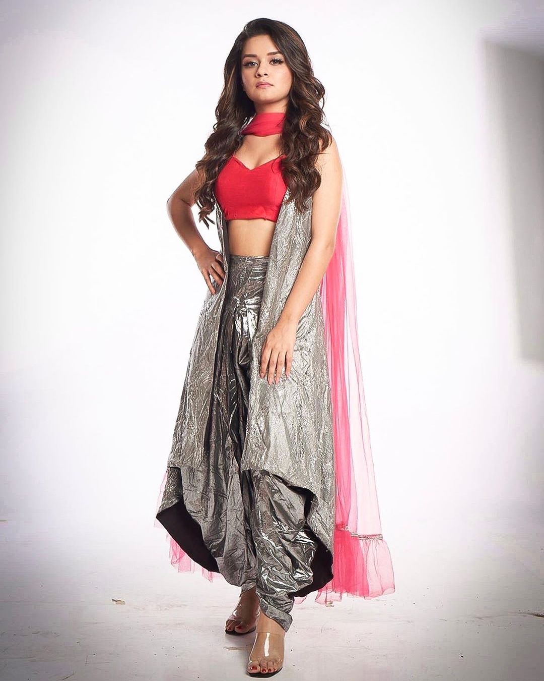Avneet kaur pic