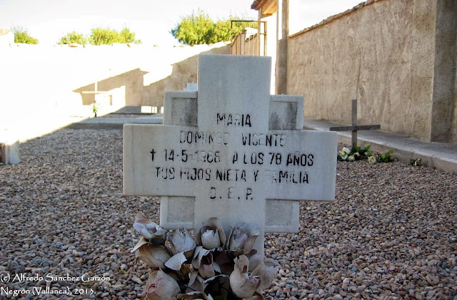 negron-vallanca-valencia-cementerio-cruz