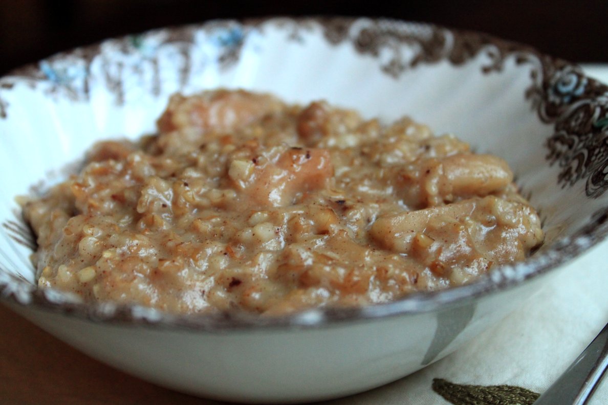A Teaspoon and A Pinch Overnight Slow Cooker Oatmeal