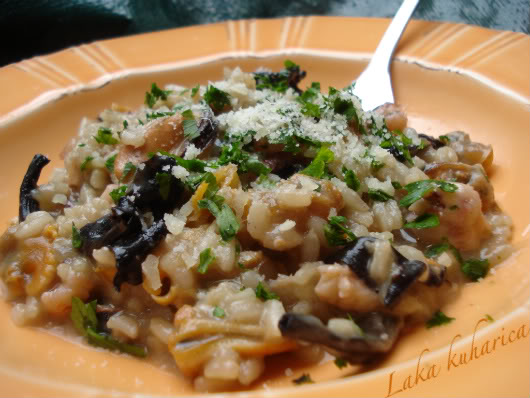 Seafood risotto with mushrooms by Laka kuharica:  creamy, silky and aromatic mussel, prawn and porcini risotto.