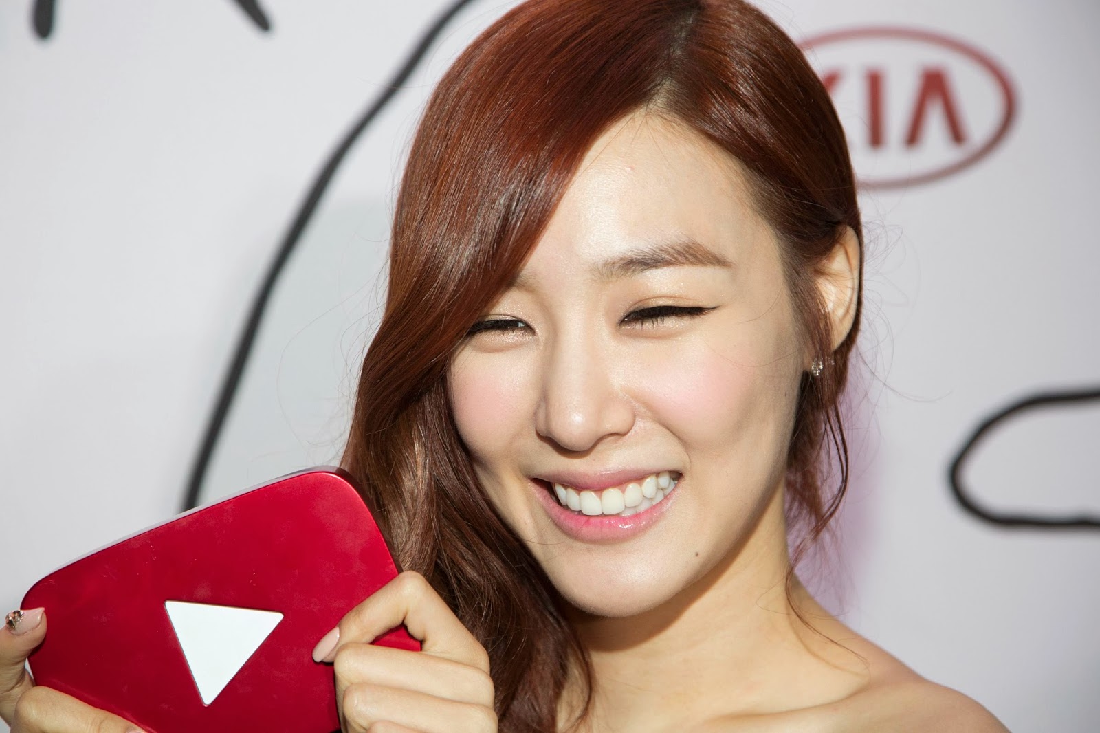 [Pictures] 131104 SNSD Tiffany at 2013 Youtube Music Awards ...