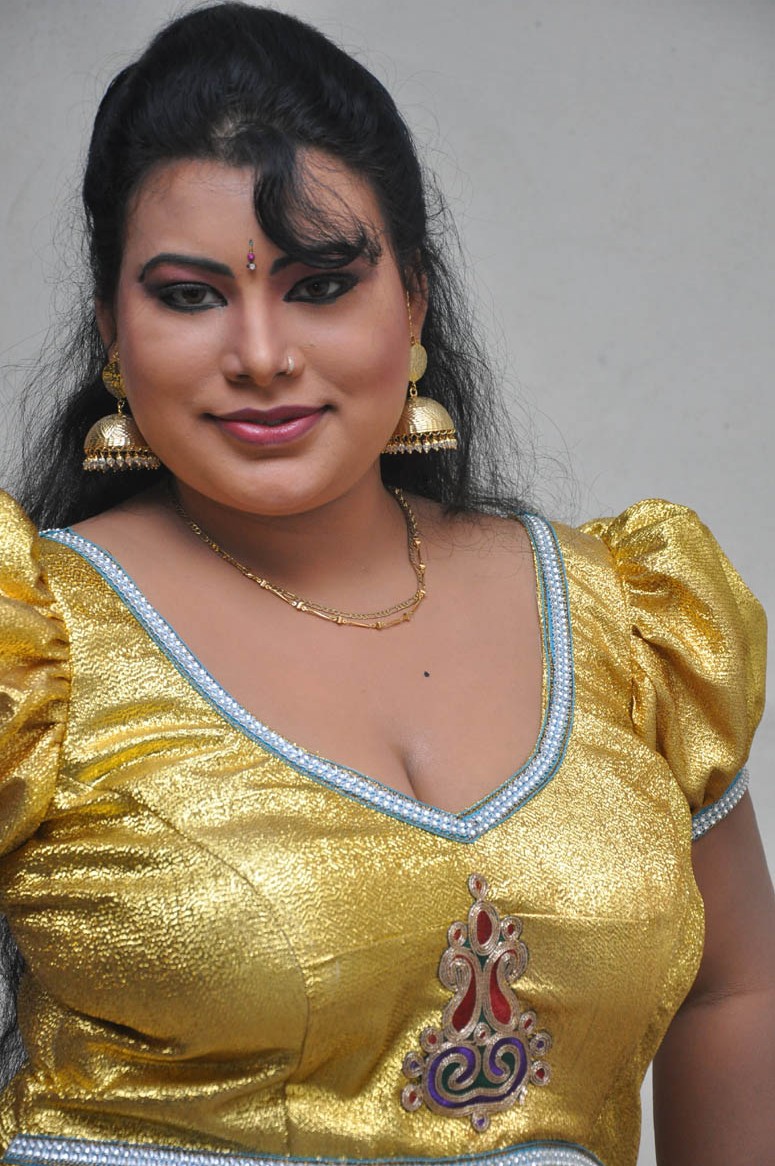 tamilcinestuff sushmitha photos at amma nanna cv models