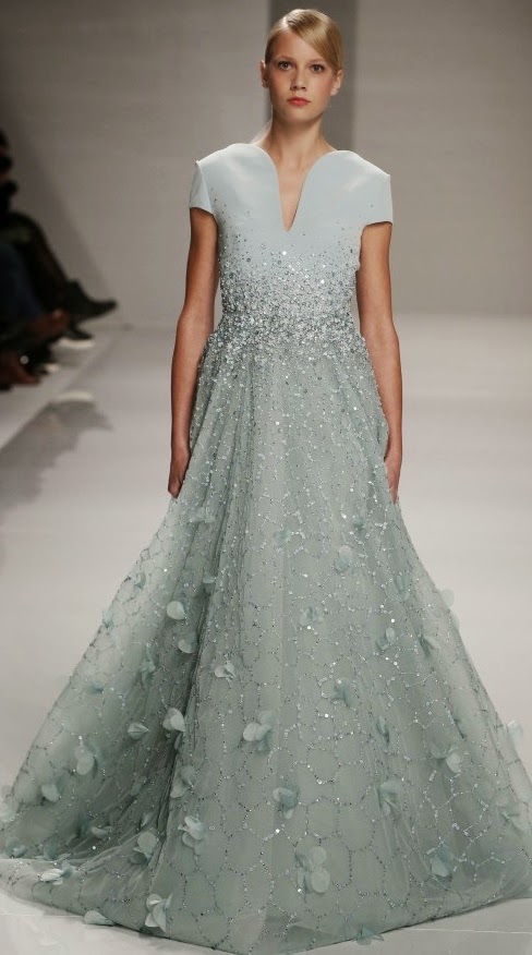 Mães e Madrinhas: Colecções 2015 Georges%2BHobeika2 - Mães e Madrinhas: Colecções 2015