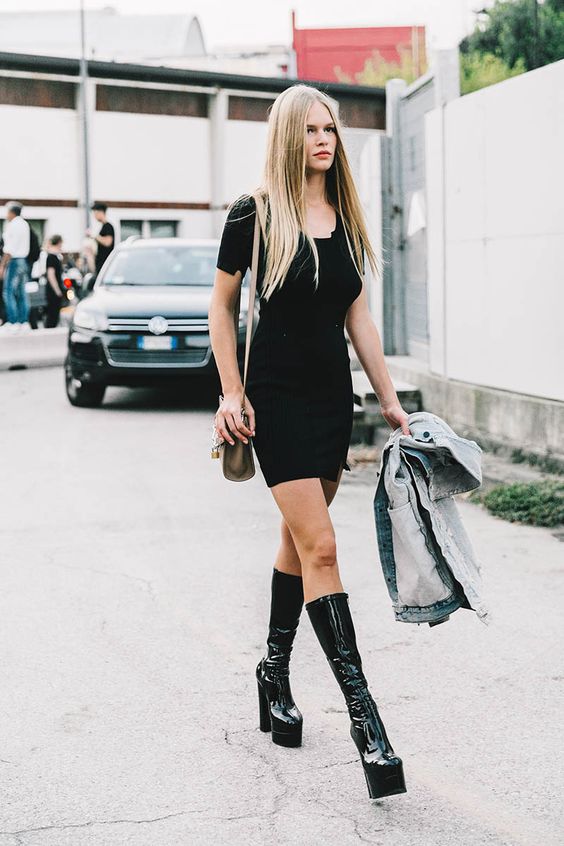 Street Style: Anna Ewers After Versace in Milan