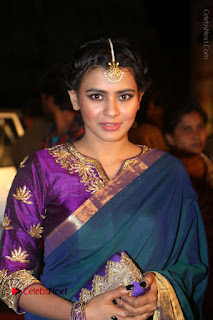 Actress Hebha Patel Stills in Green Silk Saree at Gemini TV Puraskaralu 2016 Event  0006