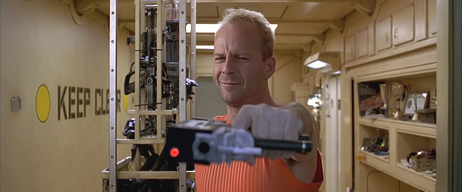 Il Quinto Elemento (1997) L'Antro Atomico del Dr. Manhattan