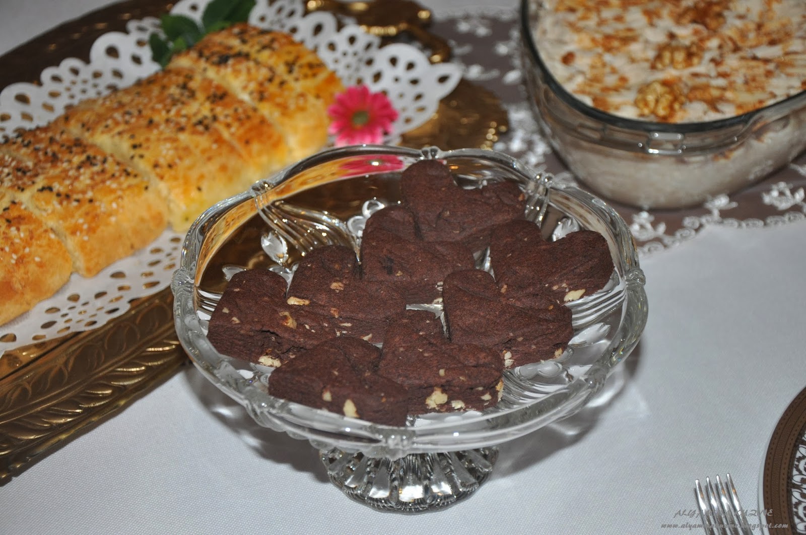 KAKAOLU CEVİZLİ KURABİYE