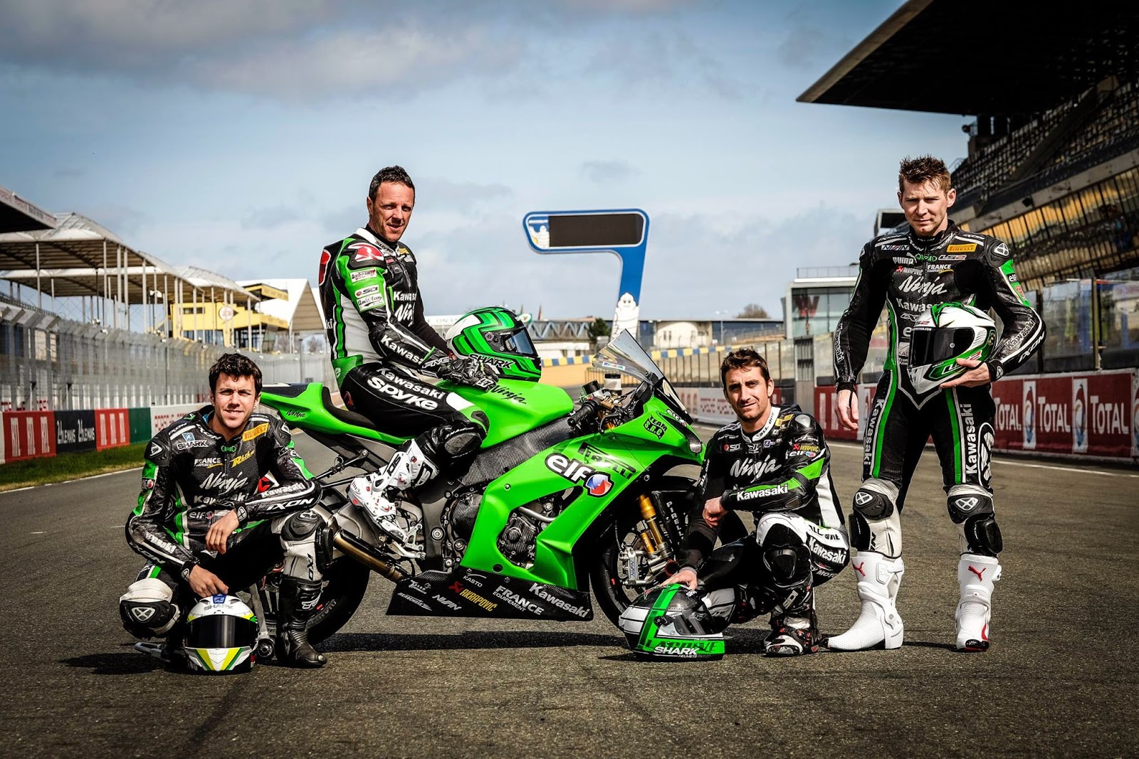Racing Cafè Kawasaki ZX10R Team Kawasaki SRC 2015