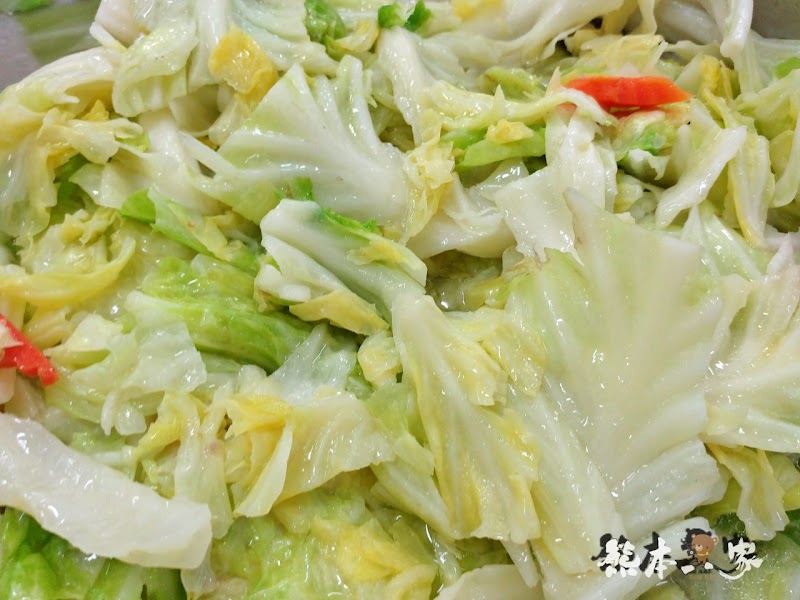 苗栗特色料理|飛牛餐廳|牧場起司酥、鮮奶饅頭酥好吃-還有素食、單點、團體合菜選擇