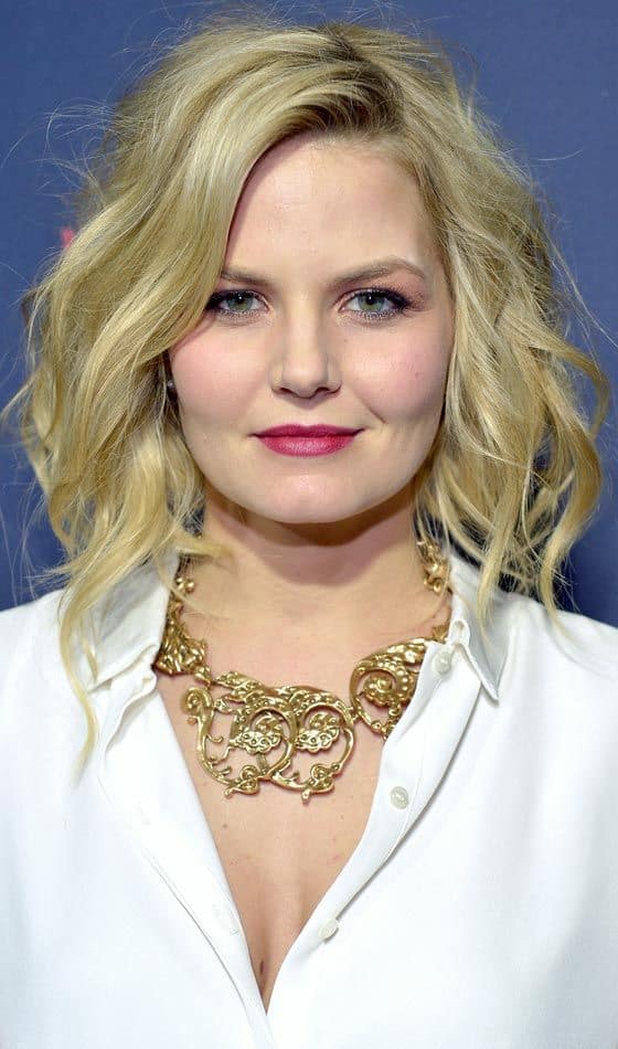 Short medium length layered haircuts hair shoulder hairstyles bangs layers hairstyle 10 More Exited Shoulder length Hairstyles with Bangs - AzzFeed