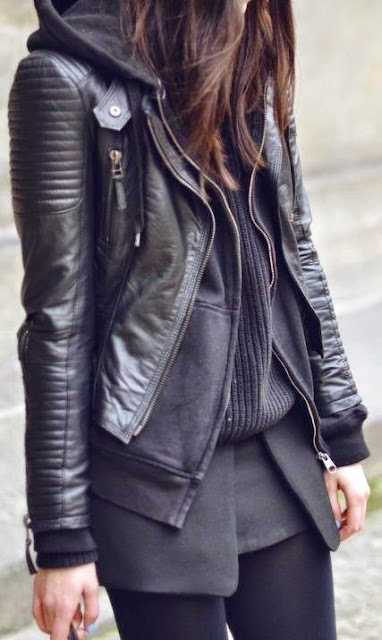 Street style | Edgy black leather outfit | Just a Pretty Style