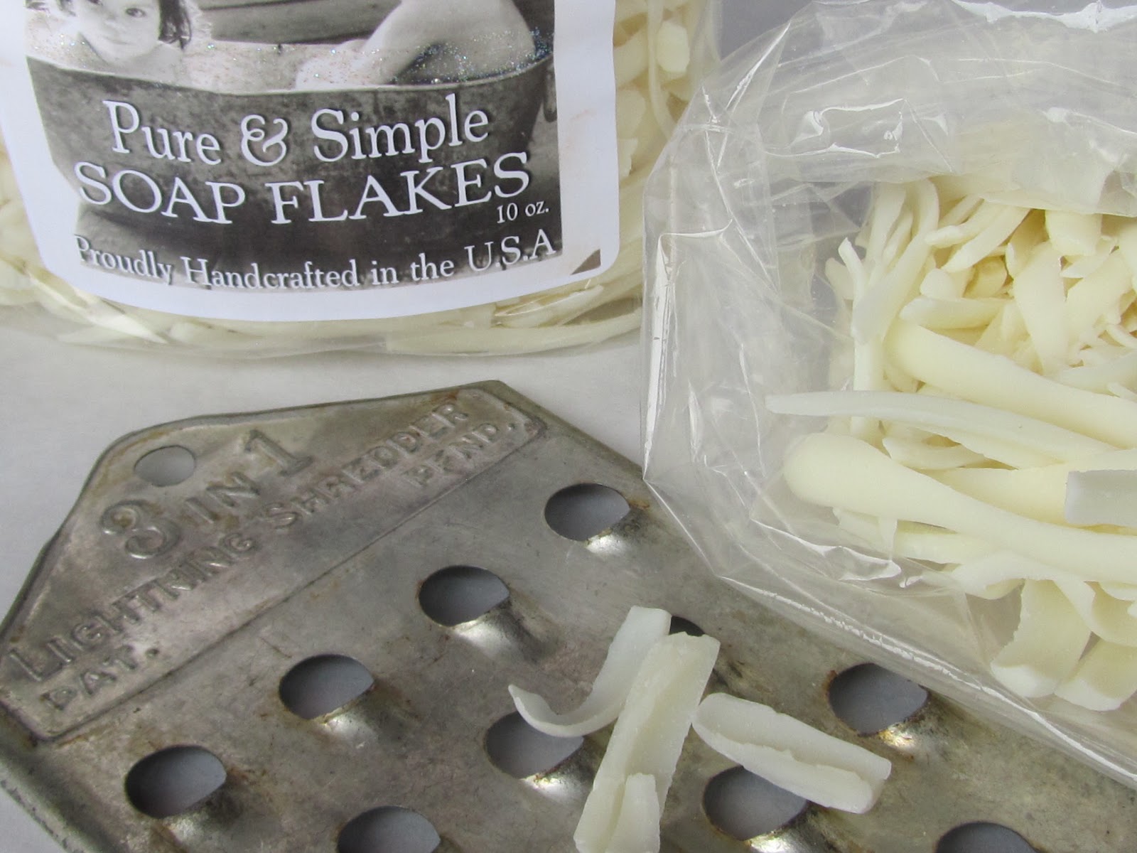 Cedar House Soaps Vintage Inspired Pure & Simple Soap Flakes