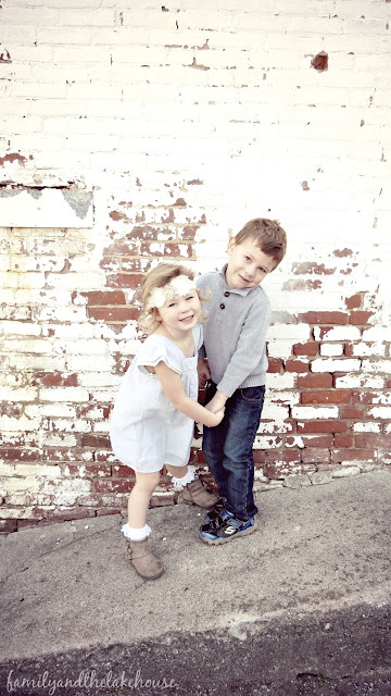 Family Photos - Family and the Lake House - www.familyandthelakehouse.com Family Photos - Family and the Lake House - www.familyandthelakehouse.com