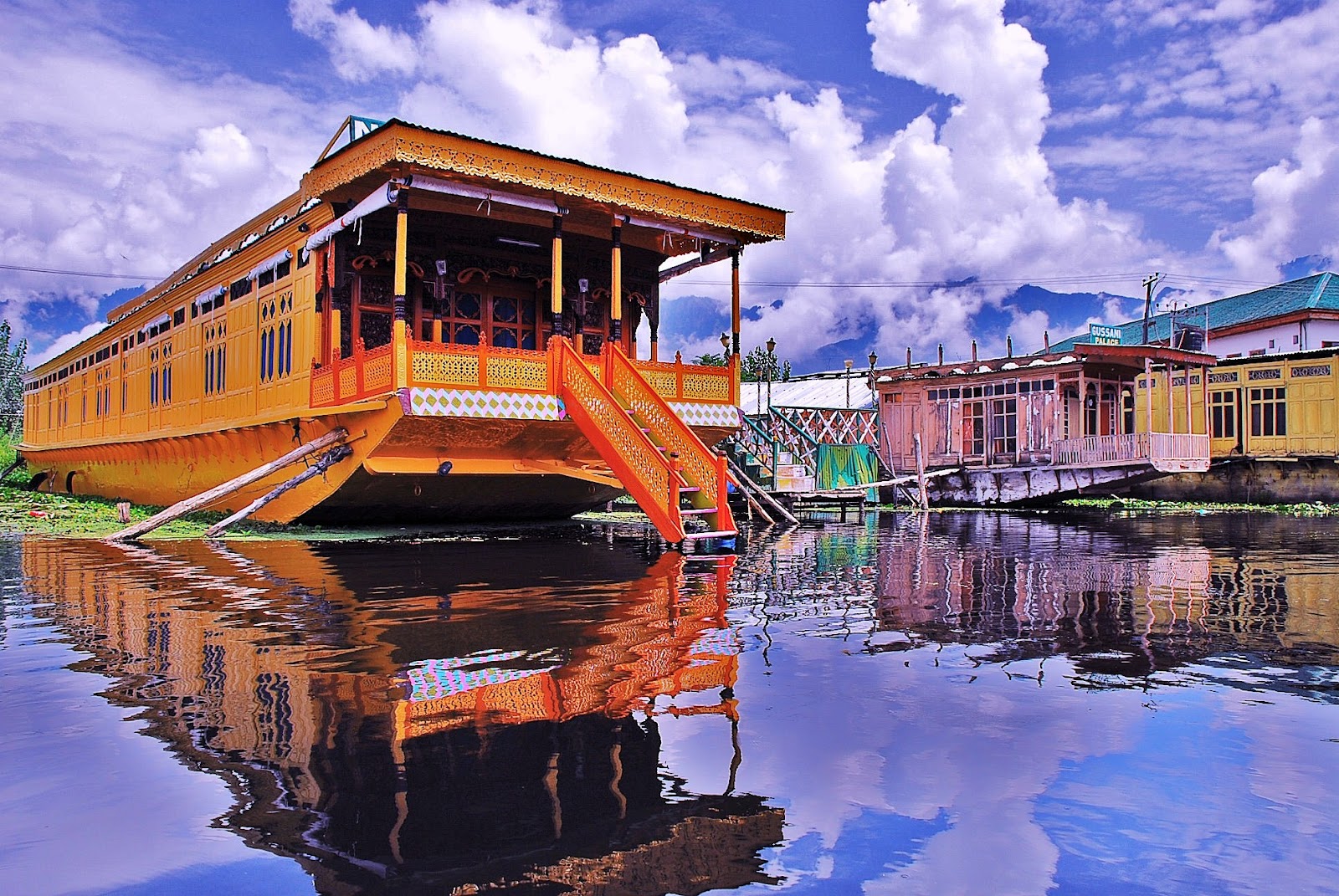 Jammu Kashmir Tourist Places: Jammu Kashmir Tourist Places : Unleashing