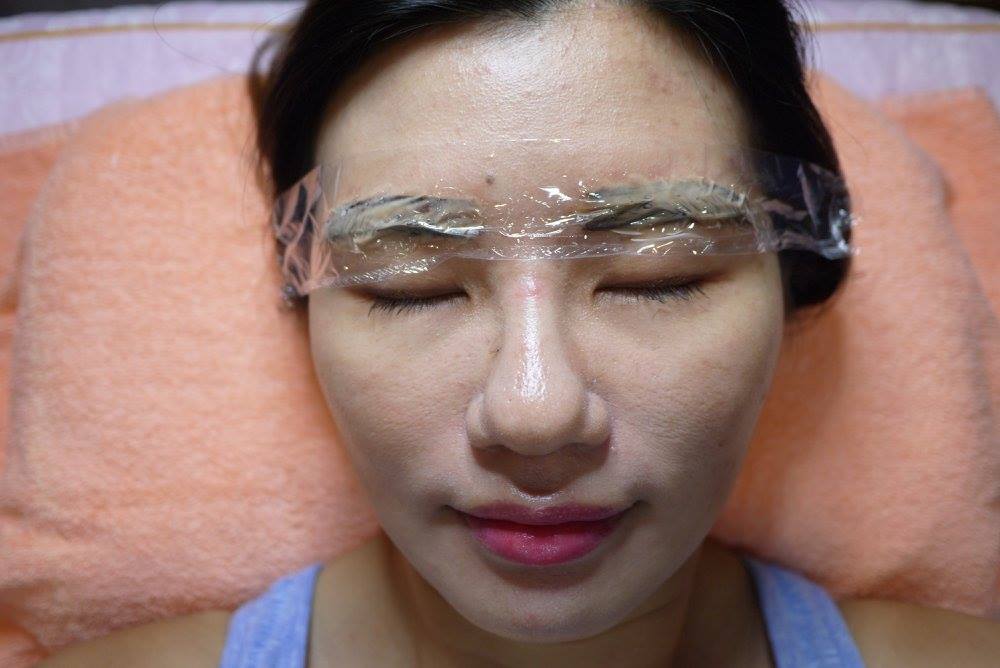 The Beauty Junkie [Review] Korean Powder Eyebrow