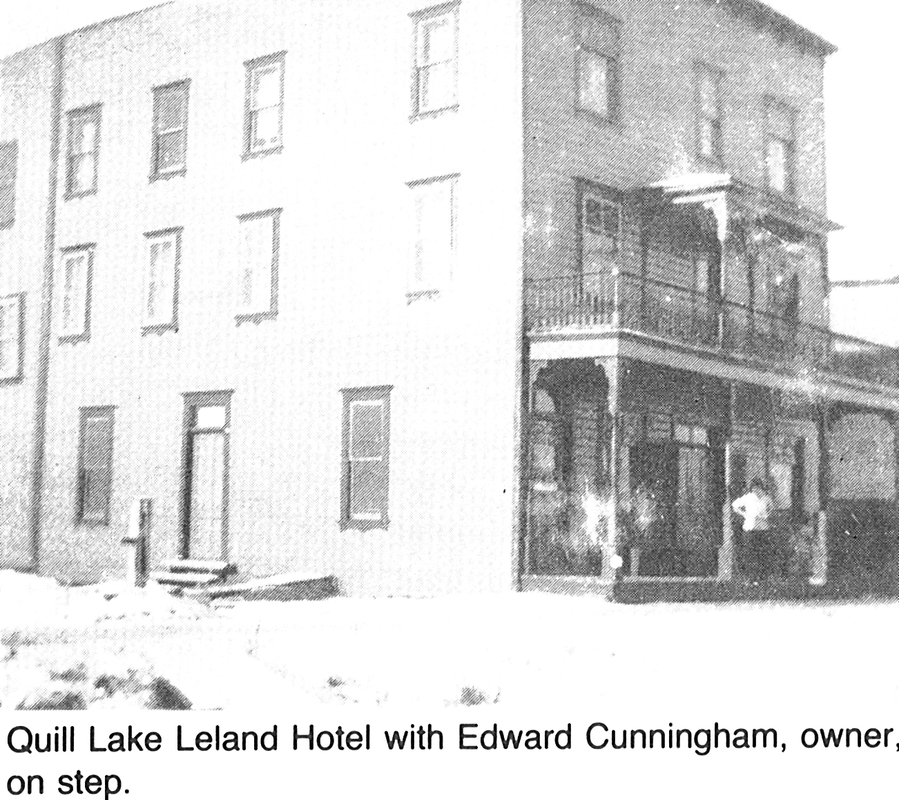 Railway & Main SmallTown Saskatchewan Hotels Quill Lake One Family