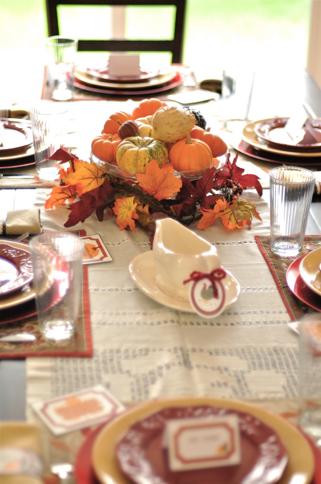 {HOLIDAY} thanksgiving table