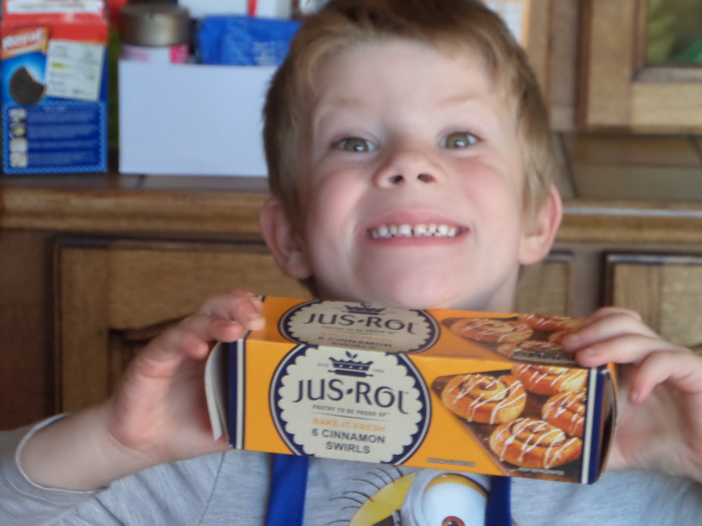 Madhouse Family Reviews Baking shortcut JusRol Cinnamon Swirls