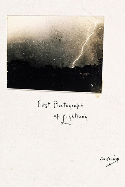 First+Photograph+of+Lightning